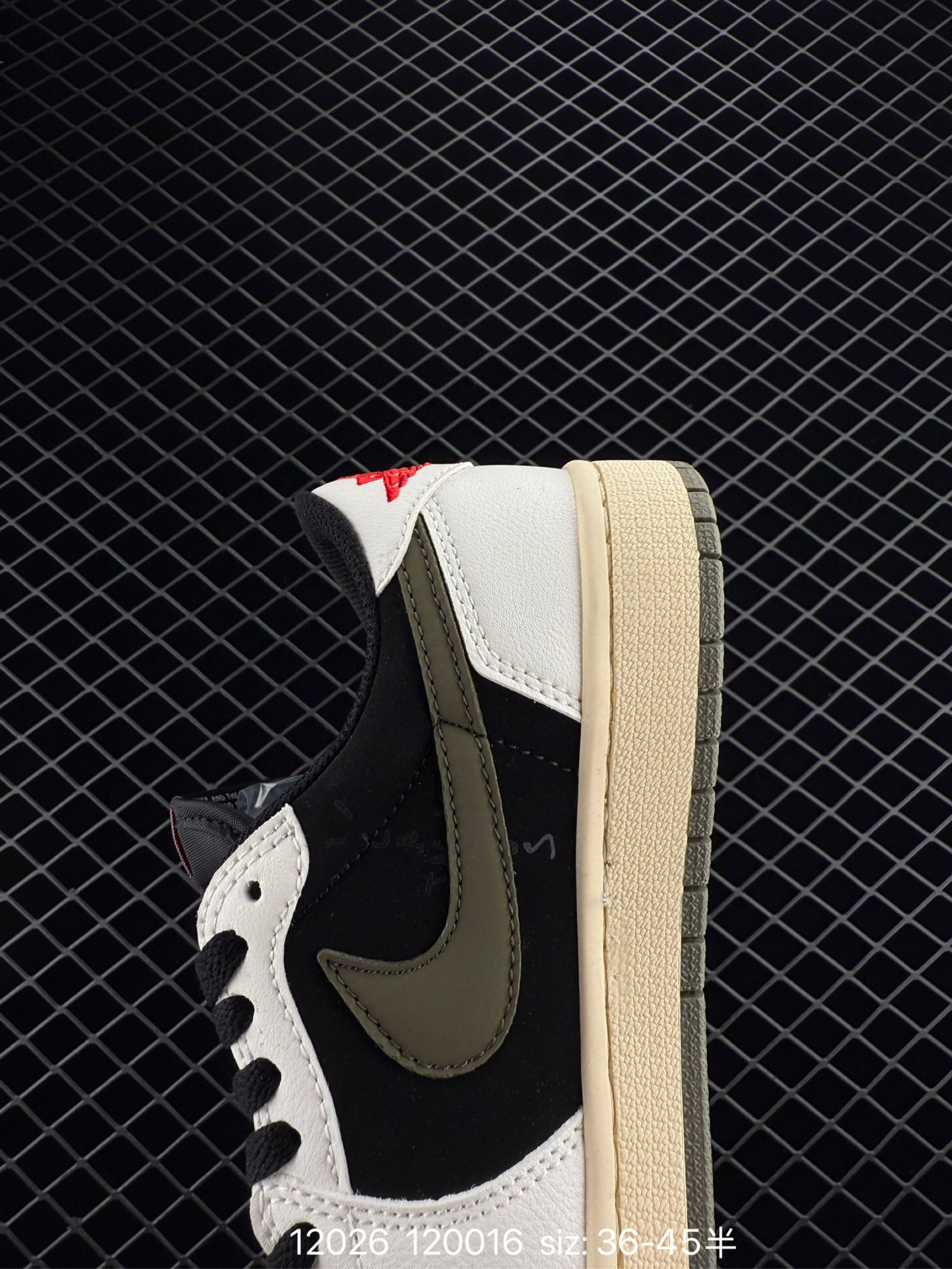 Travis Scott x Nike Air Jordan 1 Low OG